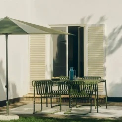 Palissade Cantilever Dining karmstol Olive