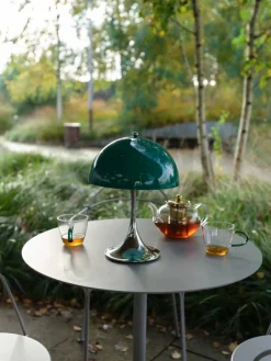 Panthella 250 portabel bordslampa V3 Original Opal Green