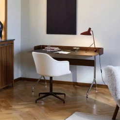 Pavilion AV17 skrivbord mushroom linoleum lackad ek kromben