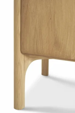 PI Sideboard Ek 2 dörrar