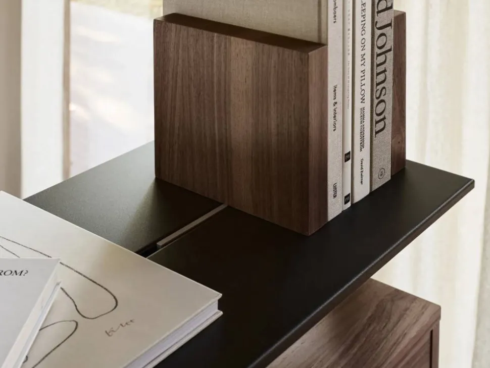Pira G2 hyllsystem F C B Black/Walnut 256-264 cm