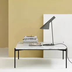 Plateau med bricka soffbord marmor vit-svart underrede-bricka i ask-60x60