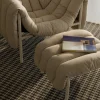 Puffy loungefåtölj + ottoman Sawdust-cream