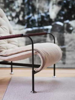 Serpentine fåtölj Tyg Romo Linara Rye-röd