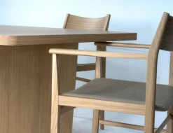 Siza karmstol Vitpigmenterad ek-lin sits