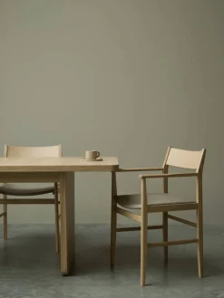 Siza karmstol Vitpigmenterad ek-lin sits