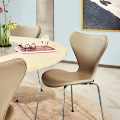 Sjuan 3107 helklädd stol Läder Soft walnut kromat stålstativ