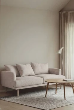 Sjövik soffa Same Off White 6671-vitoljad ek 2 5-sits