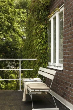 Soffa 5 Vit lack ek-varmförzinkat stativ