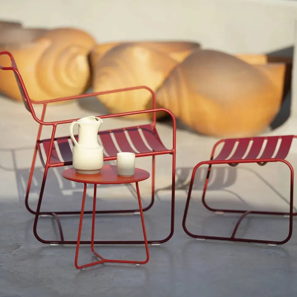 Surprising karmstol låg Nutmeg (beige)