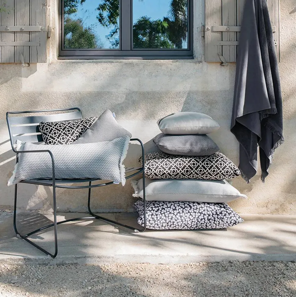 Surprising karmstol låg Nutmeg (beige)