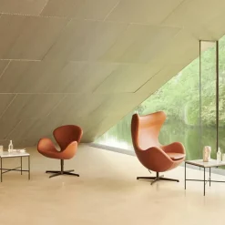 Svanen 3320 fåtölj läder grace walnut satinborstat rostfritt stålstativ