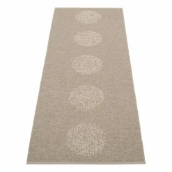 Vera 2.0 plastmatta dark linen-linen metallic 70x200 cm
