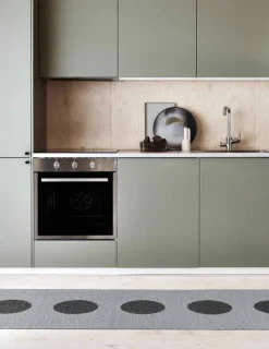 Vera 2.0 plastmatta grey-granit metallic 70x200 cm
