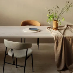 Violin dining chair Karakorum 001 ivory-black matt