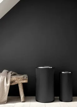 Vipp19 papperskorg med kant 60 l Black-stainless steel