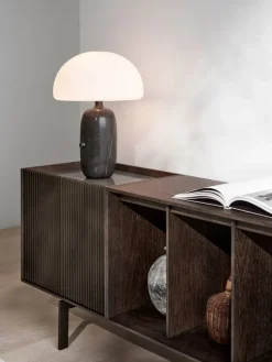 Vipp Cabinet H1 sideboard med ben Dark oak-marble doors