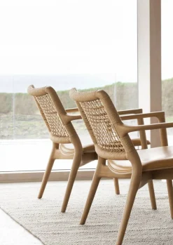 Vipp488 Cabin Lounge Chair Light oak-sand leather