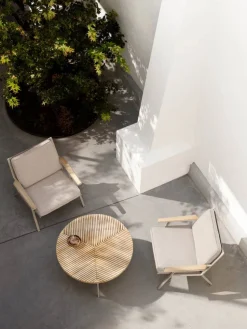 Vipp713 Open-Air lounge fåtölj Teak-grå aluminiumben