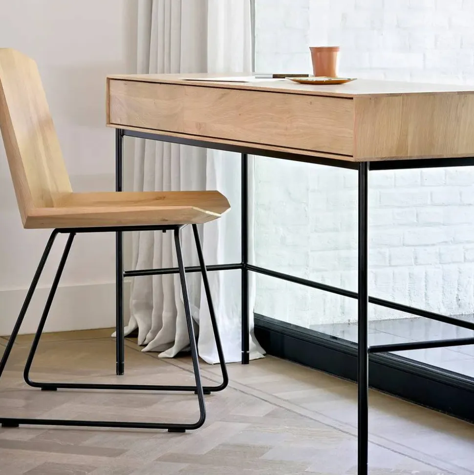 Whitebird skrivbord 77x127 cm Ek 2 dörrar