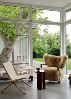 Wulff Lounge Chair ATD2 fåtölj Oljad valnöt-Sheepskin honey