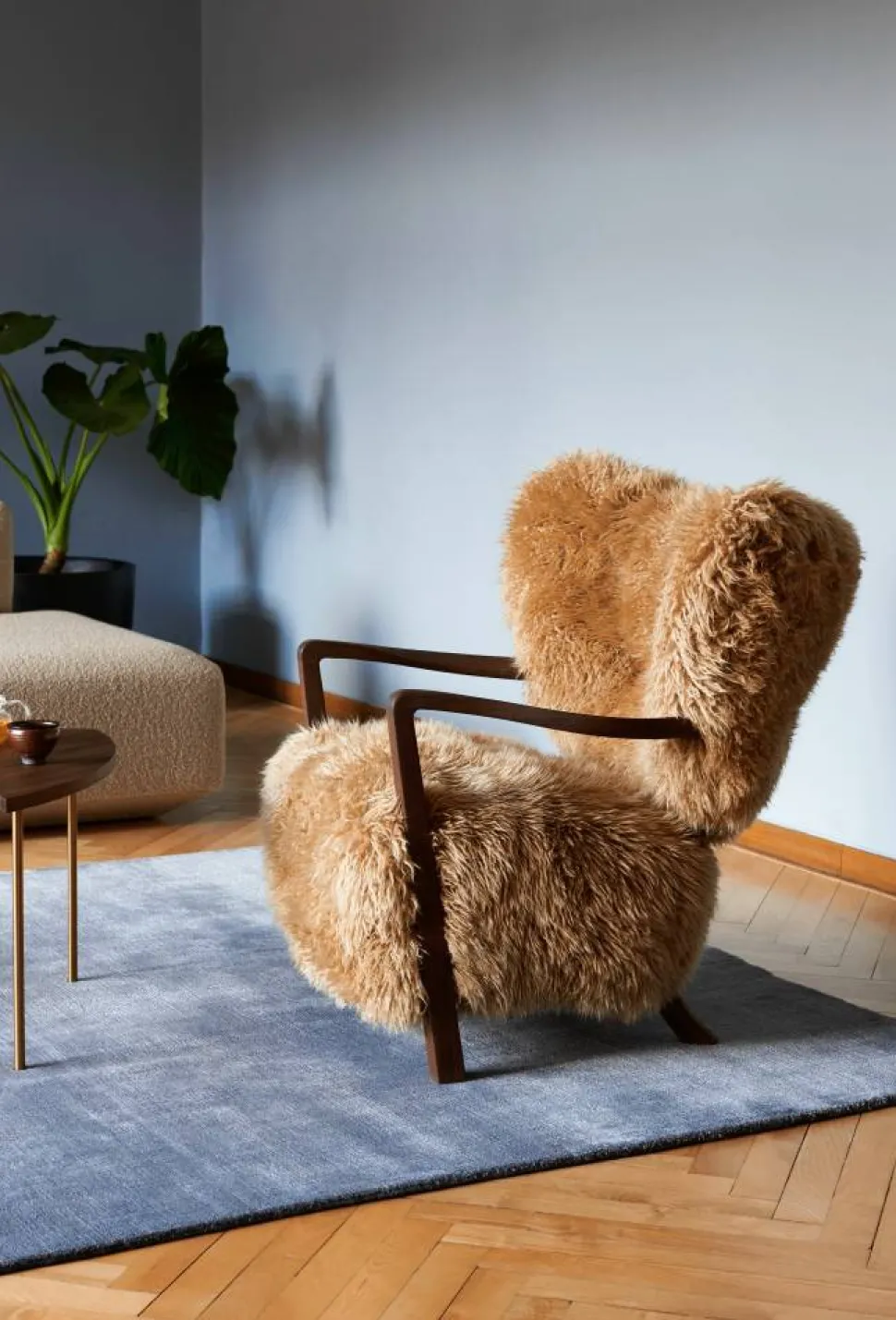Wulff Lounge Chair ATD2 fåtölj Oljad valnöt-Sheepskin honey