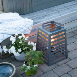 Yankton golvlampa sandsvart